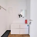 Trnovo 아파트 *