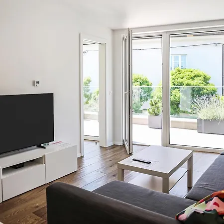 Trnovo Apartment